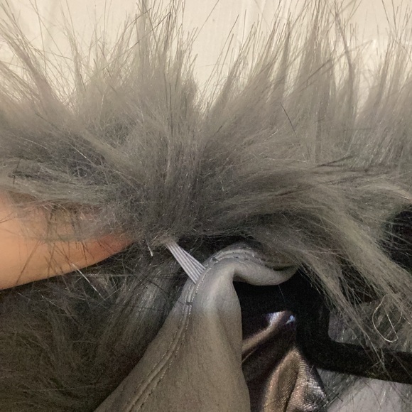 IMAN leather jacket w/removable fur collar *SOLD* - Picture 5 of 7